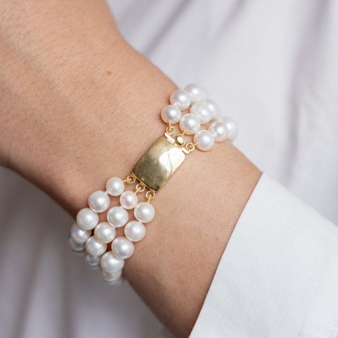 Bracciale a tre fili di perle di acqua dolce