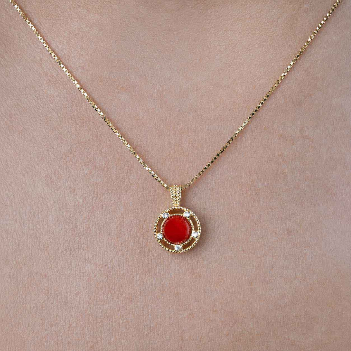 Collana con corallo rosso
