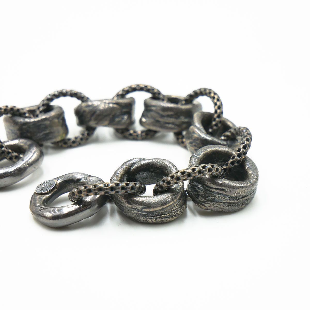 Bracciale in argento brunito