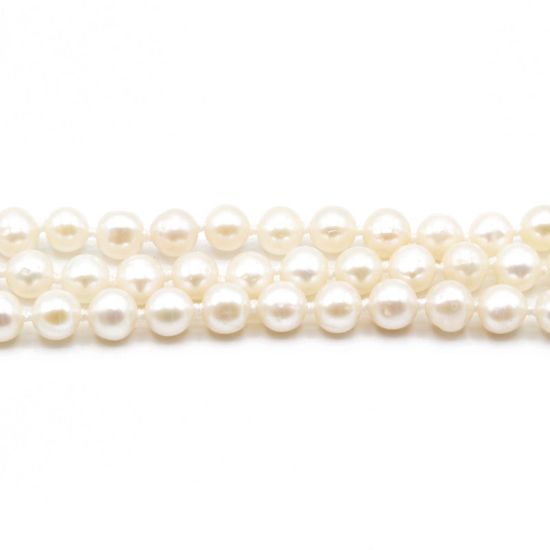 Collana a tre fili di perle di acqua dolce