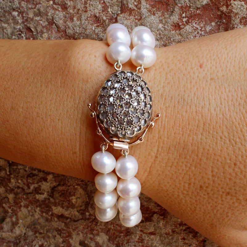 Hermione Harbutt Bracciale di perle d'acqua dolce Maiden Hermione Harbutt Bracciale di perle d'acqua dolce Maiden