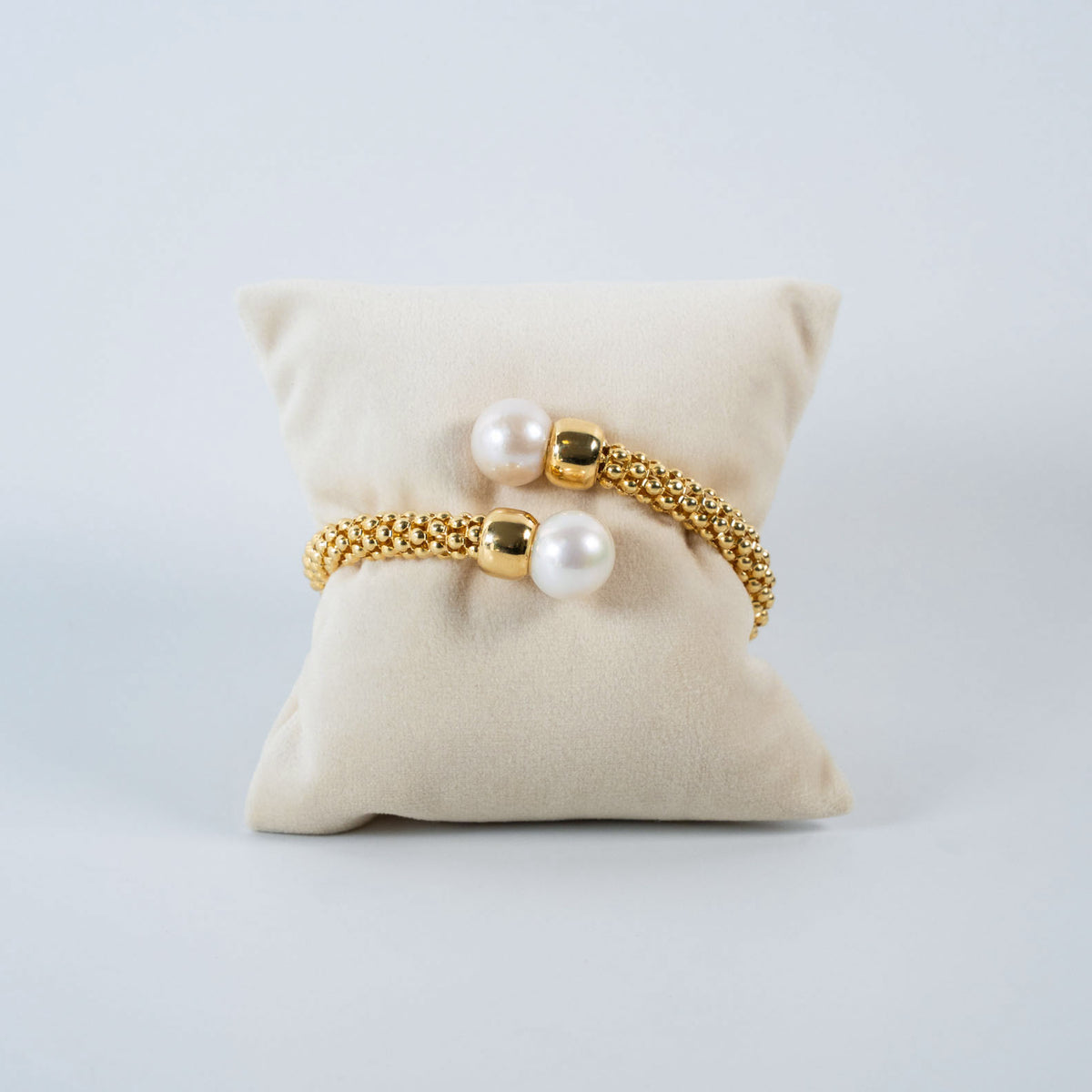 Bracciale semirigido oro con perle
