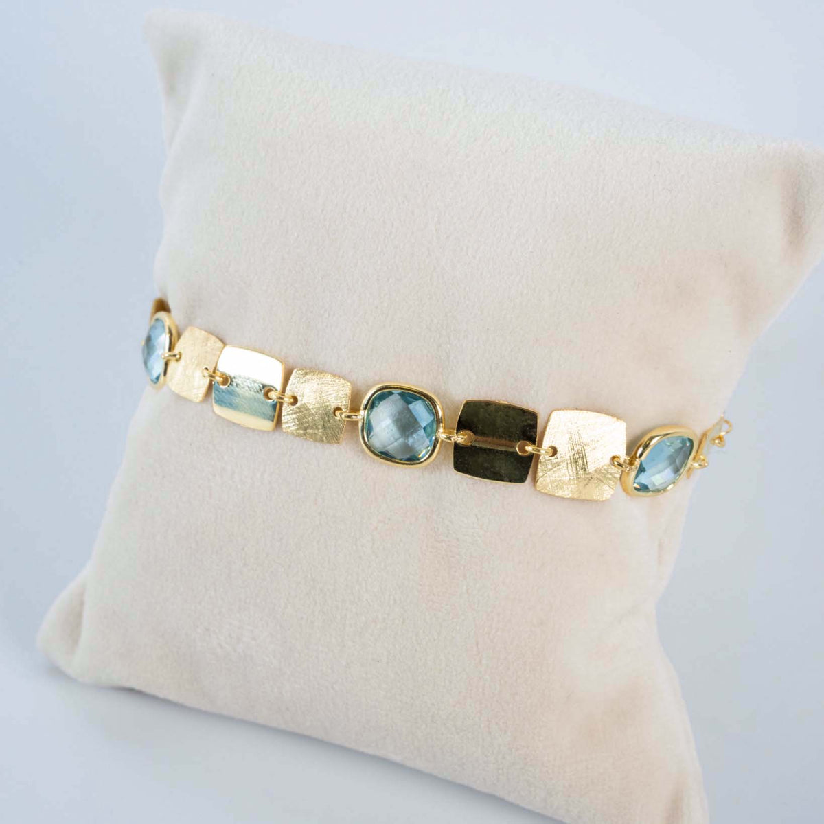 Bracciale oro con quarzi azzurri