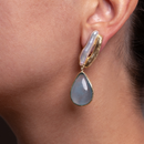 Orecchini in argento placcato oro con perle e acquamarina