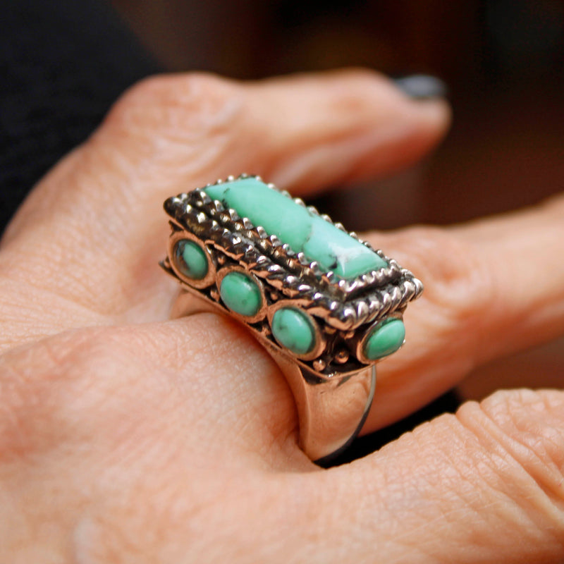 Anello argento con turchese naturale