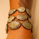 Bracciale in argento nero con quarzi verdi