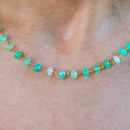 Collana con perline crisoprasio celesti