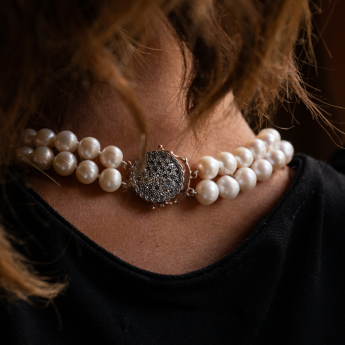 Collana a due fili di perle