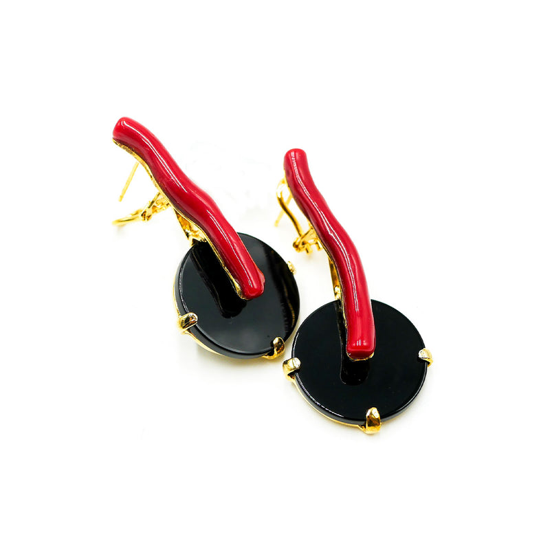 Orecchini con corallo rosso ed onice